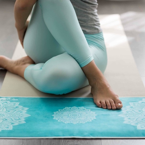 Yoga Design Lab PET Hand Towel - Mandala Turquoise - 2