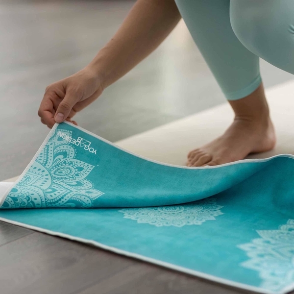 Yoga Design Lab PET Hand Towel - Mandala Turquoise - 3